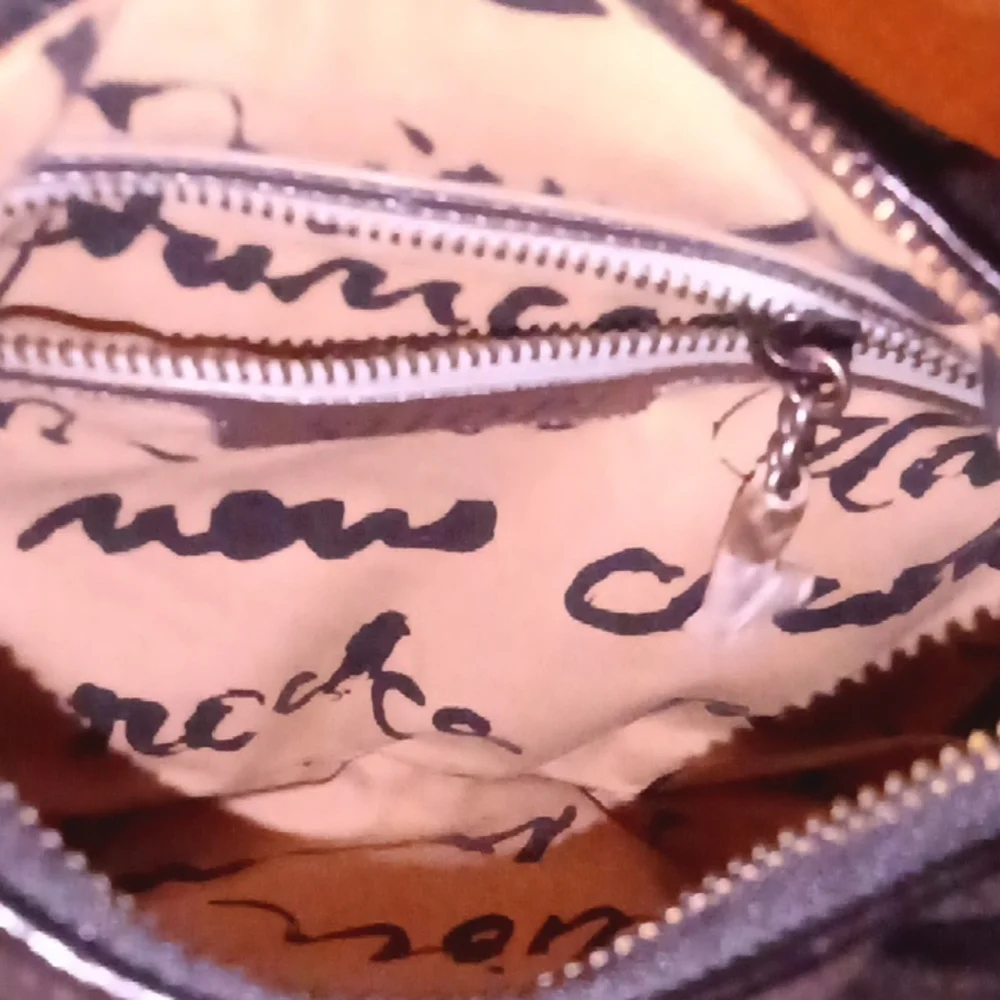 Juicy Couture Black and Pink Shoulder Bag - Picture 4 of 6